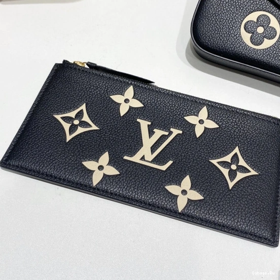 VUITTON FÉLICIE POCHETTE LOUIS 0102